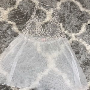 Like New Victoria’s Secret White Lace Halter Babydoll - Size Large